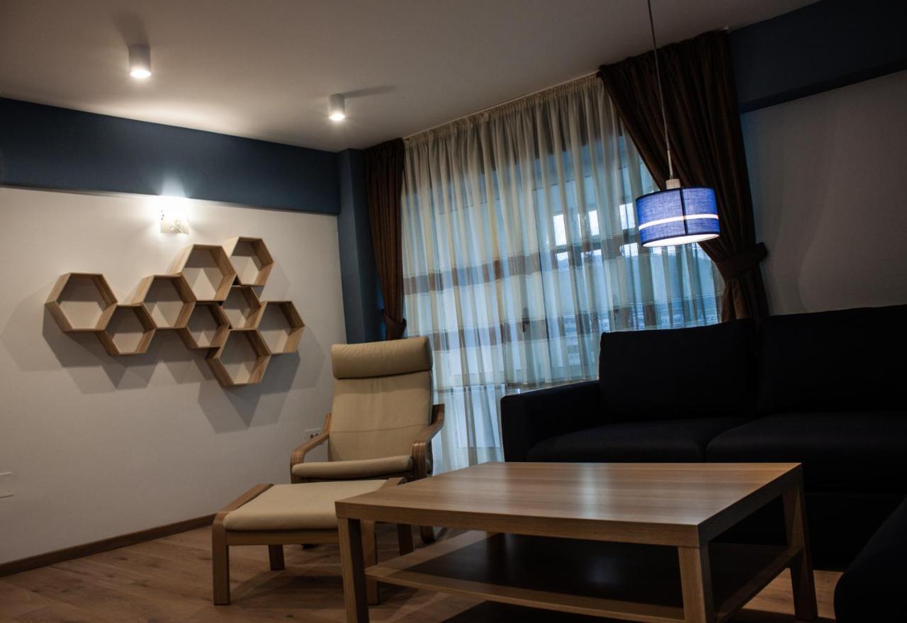 بياترا نام Eurocomfort Apartments المظهر الخارجي الصورة