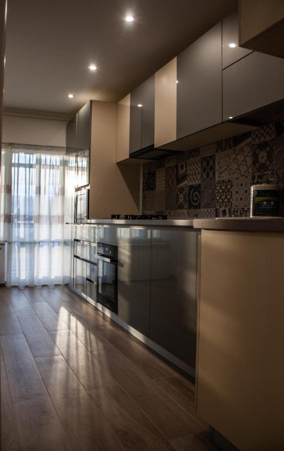 بياترا نام Eurocomfort Apartments المظهر الخارجي الصورة