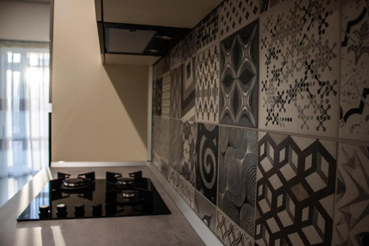 بياترا نام Eurocomfort Apartments المظهر الخارجي الصورة